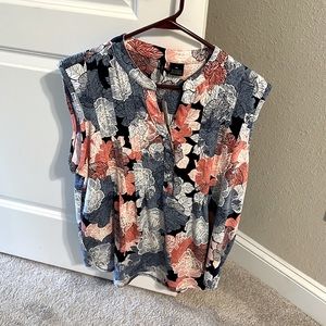 New Direction top 95%polyester5% Spandex. New with tags.